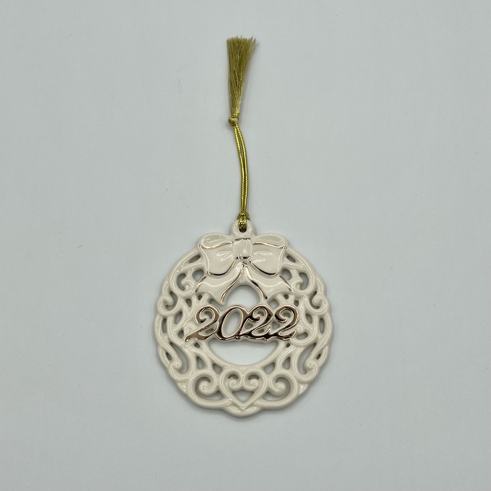 NEW Lenox Pierced Wreath 2022 Porcelain Ornament Annual Christmas Holiday 4”